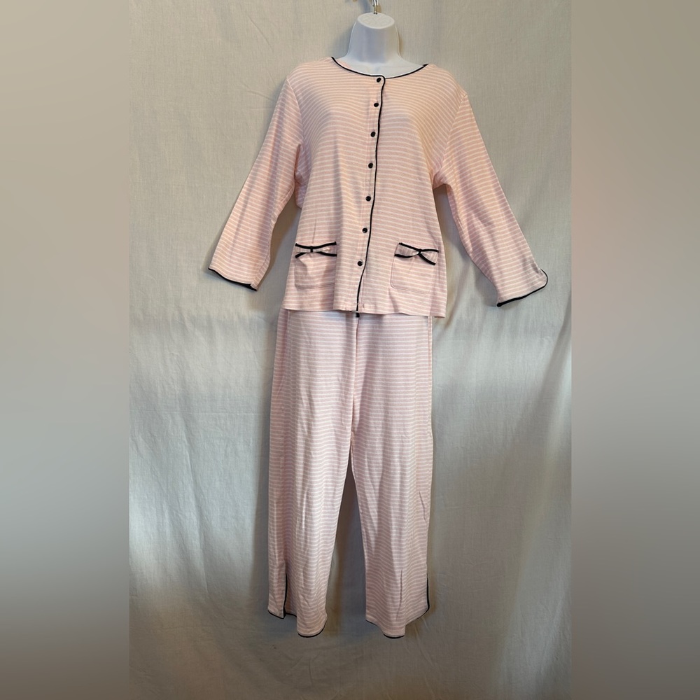 Liz Claiborne pink stripes Pajamas set VTG  never worn bottoms size S Top size L